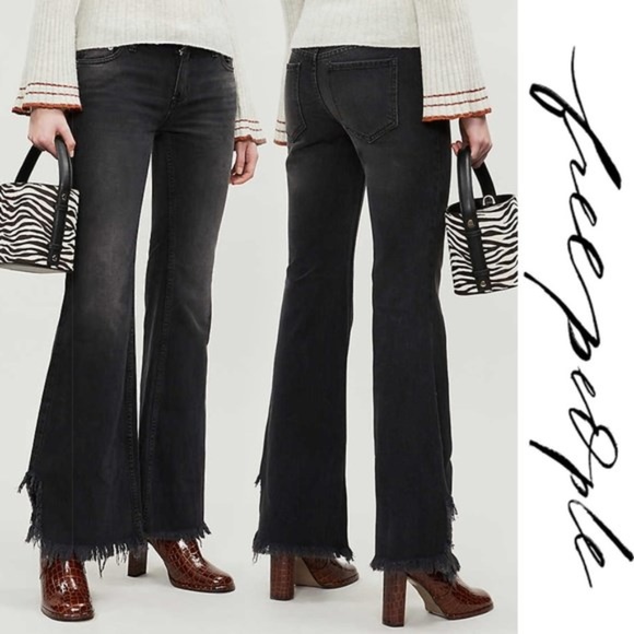 Free People Denim - Free People Black Jeans Frayed-Hem Flared Cropped Mid Rise Size 25